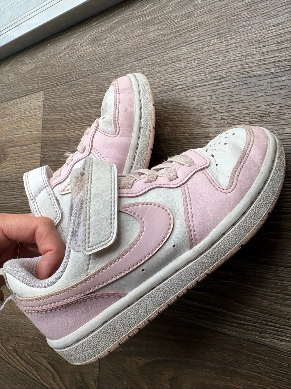 Nike Kids White and Light Pink Velcro Strap Sneakers